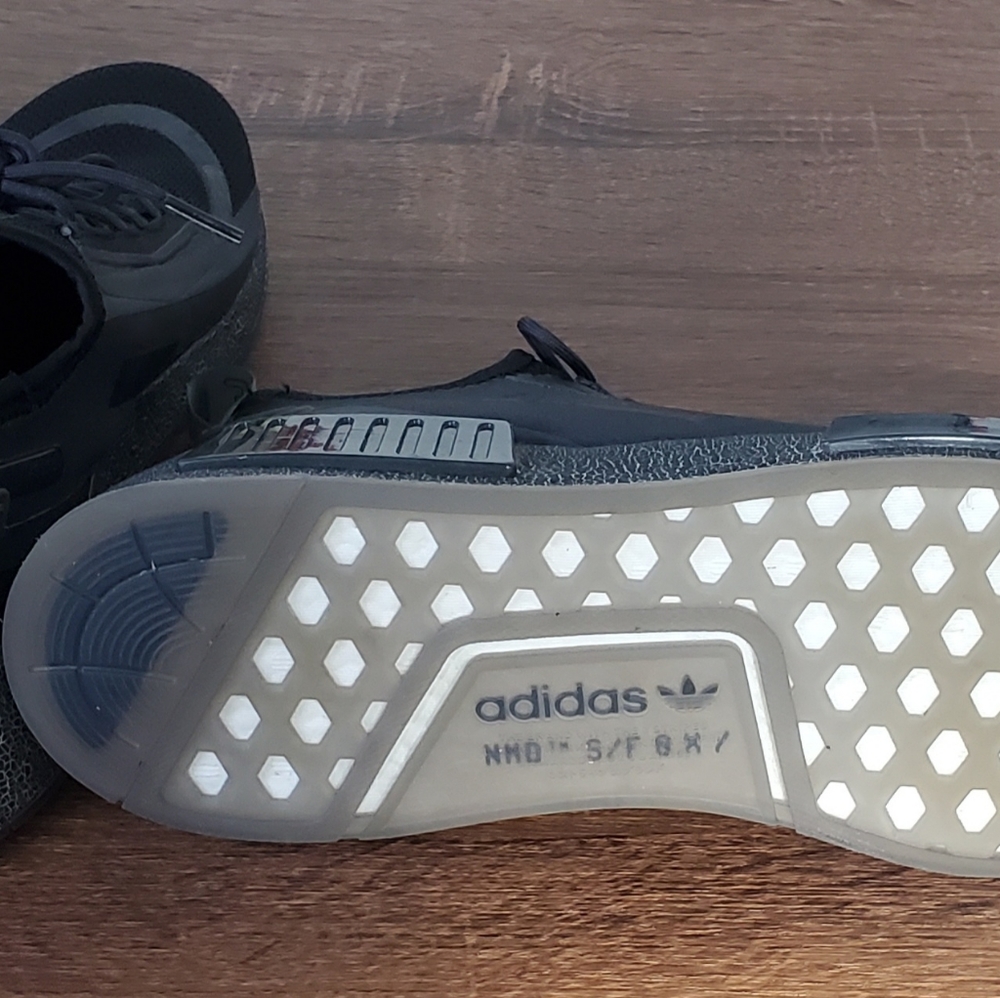 Adidas Sneakers